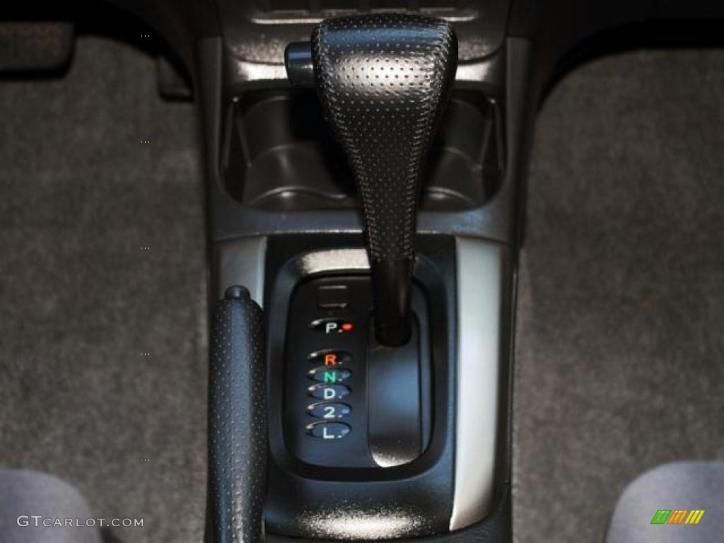 2005 Toyota RAV4 4WD Transmission Photos