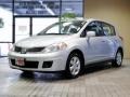 Brilliant Silver - Versa 1.8 SL Hatchback Photo No. 1