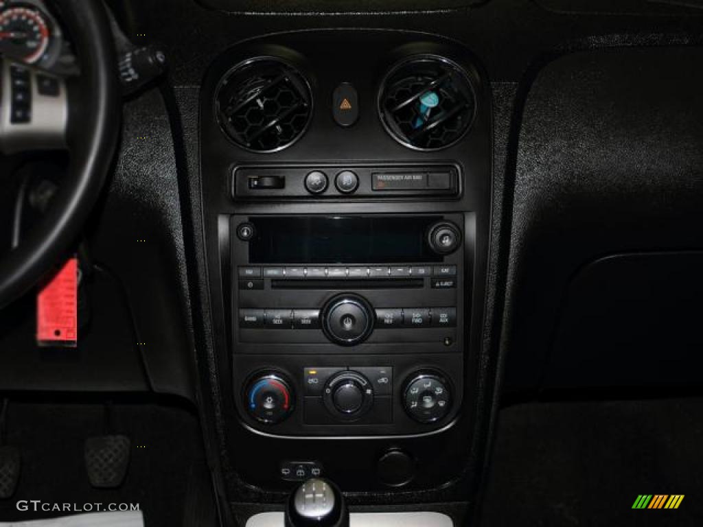 2008 Chevrolet HHR SS Controls Photo #42925640