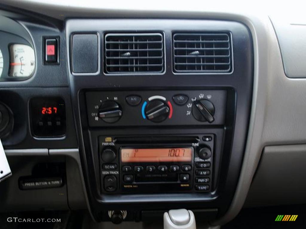 2004 Toyota Tacoma V6 Double Cab 4x4 Controls Photo #42926320