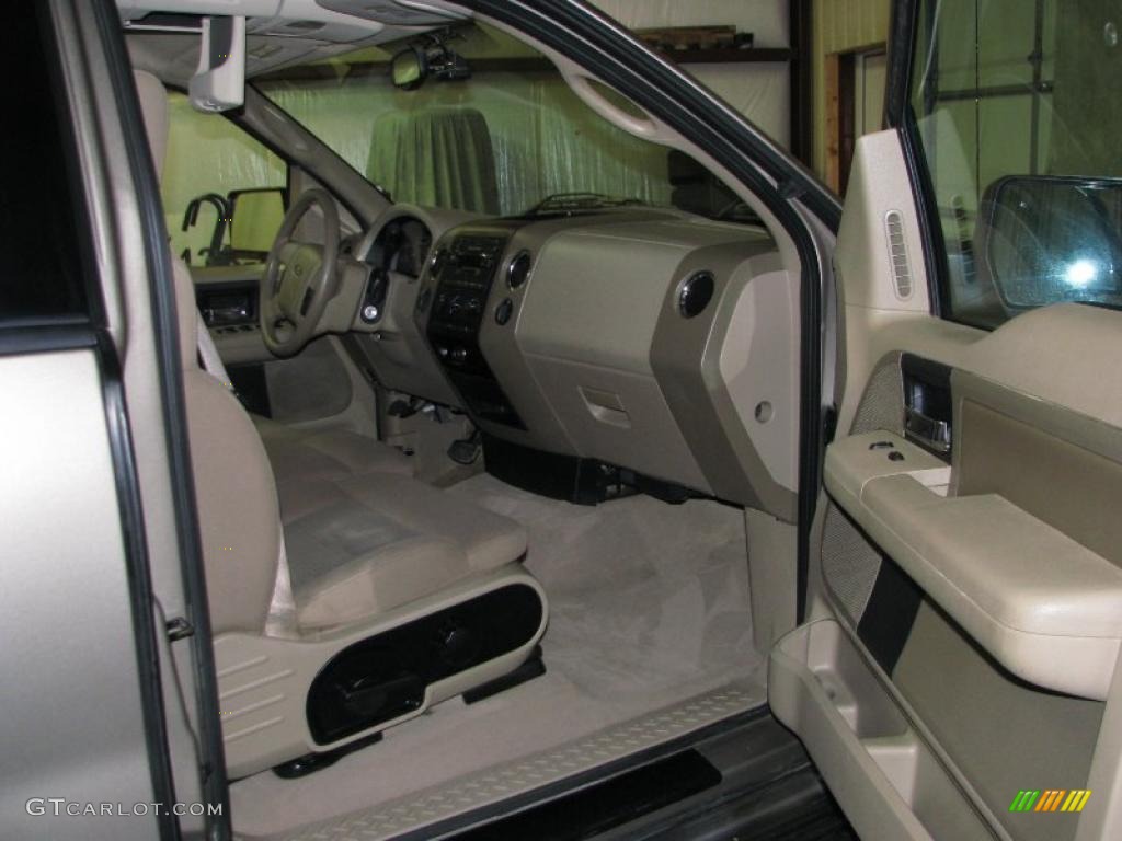 2004 F150 XLT SuperCab 4x4 - Arizona Beige Metallic / Tan photo #11