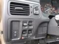 Dark Gray Controls Photo for 2000 Honda CR-V #42931995