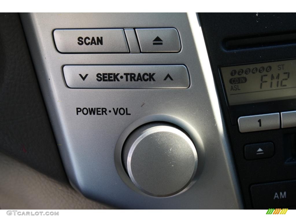 2005 Lexus RX 330 AWD Controls Photo #42935859