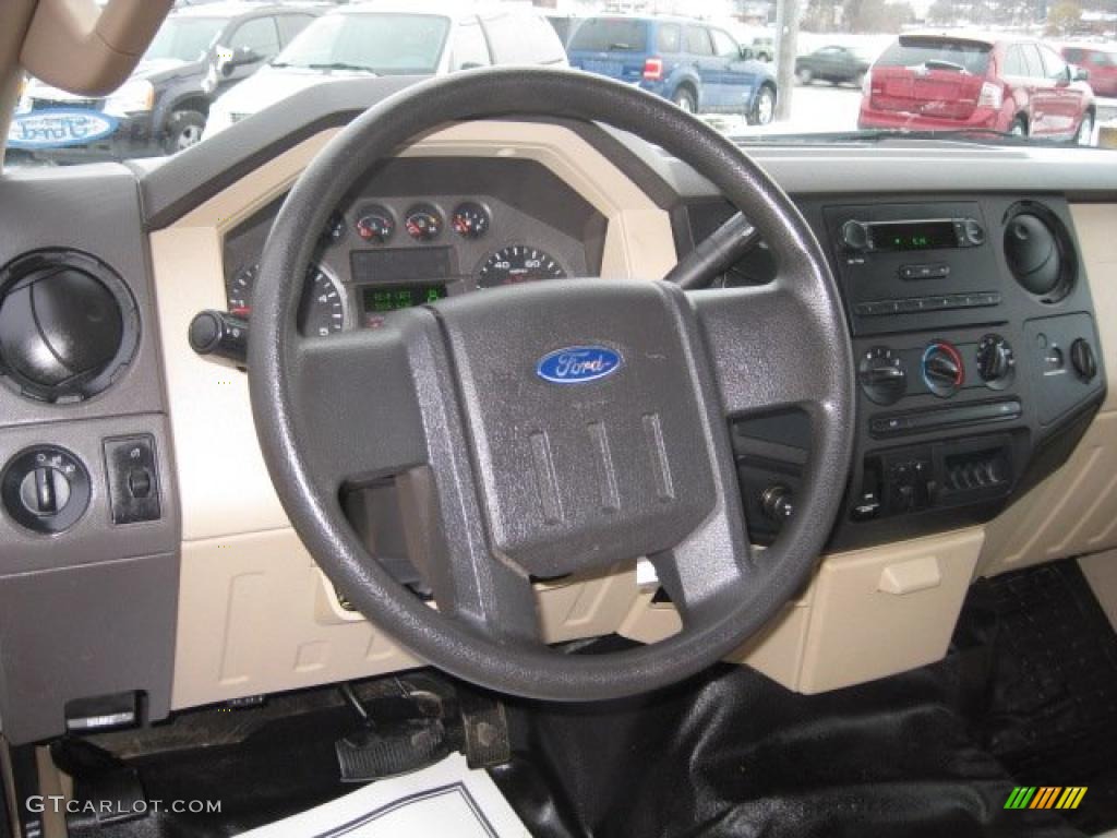 2008 Ford F250 Super Duty XL SuperCab Camel Steering Wheel Photo #42941491