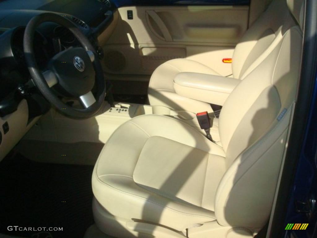 Cream Interior 2007 Volkswagen New Beetle 2.5 Coupe Photo #42943718