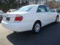 Super White - Camry LE Photo No. 6