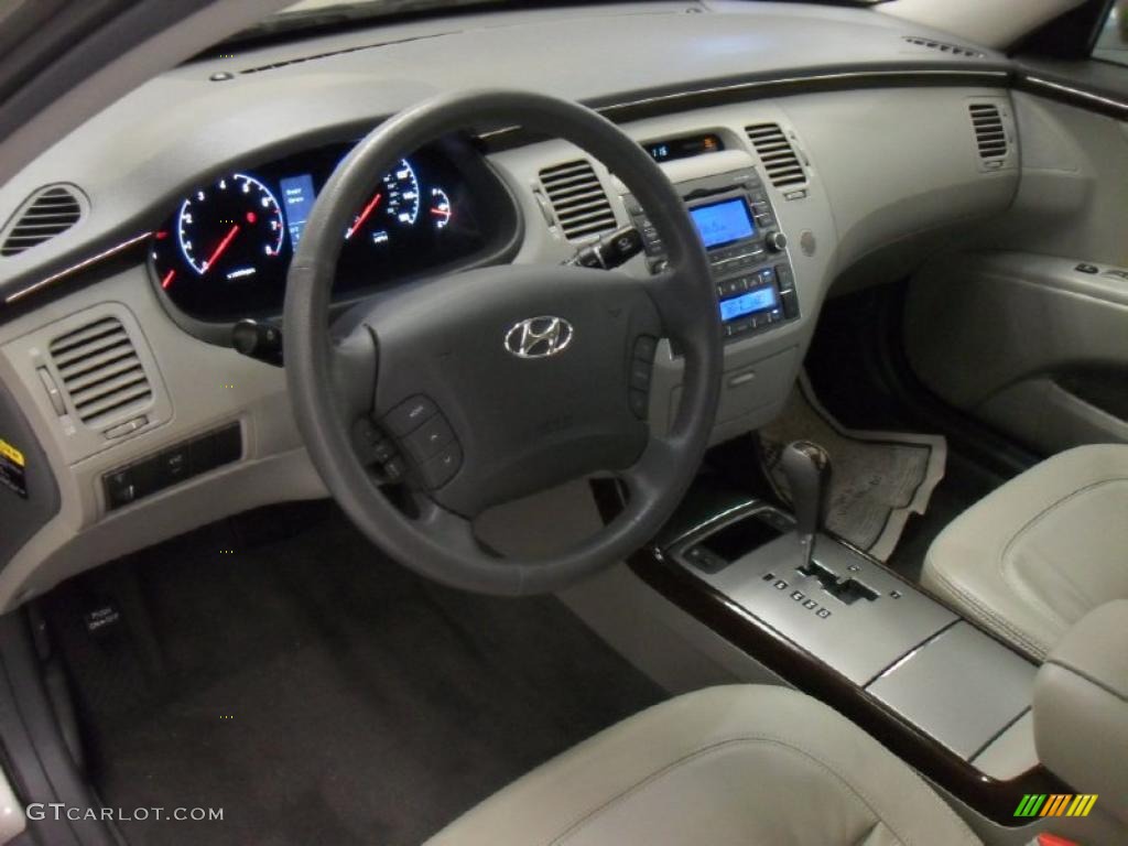 2010 Hyundai Azera GLS Interior Color Photos