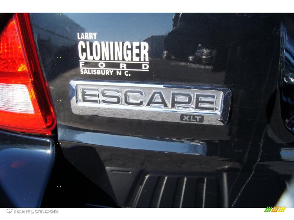 2010 Escape XLT V6 - Black / Charcoal Black photo #18