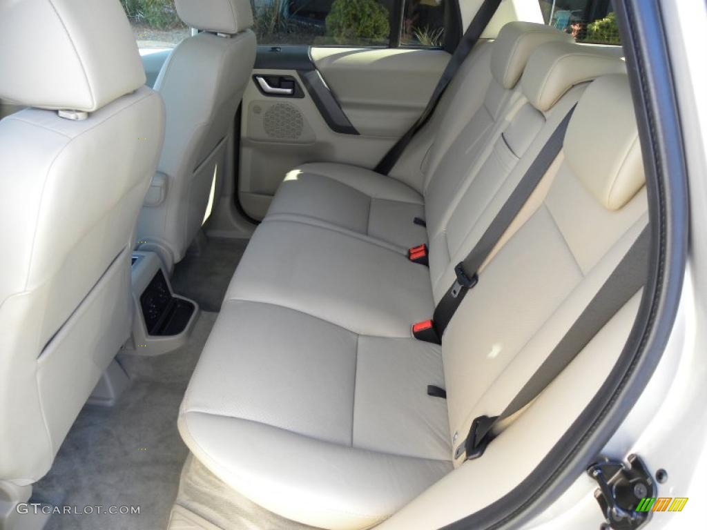 Almond Interior 2010 Land Rover LR2 HSE Photo #42948303