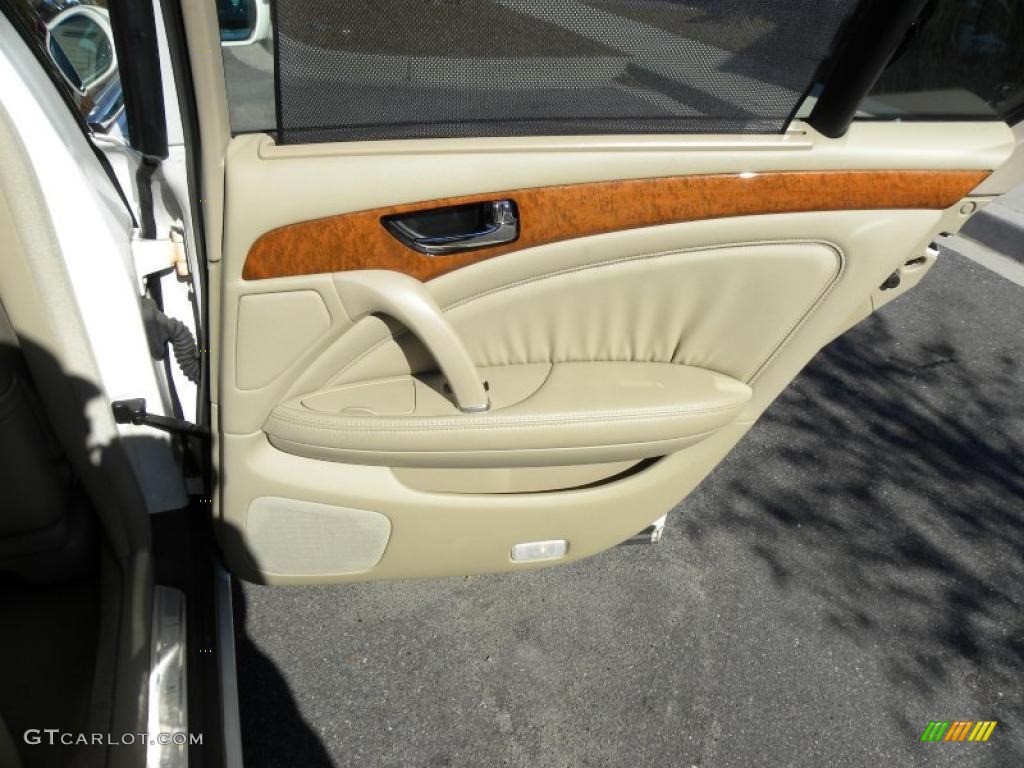 2003 Q 45 Luxury Sedan - Ivory Pearl / Willow photo #12
