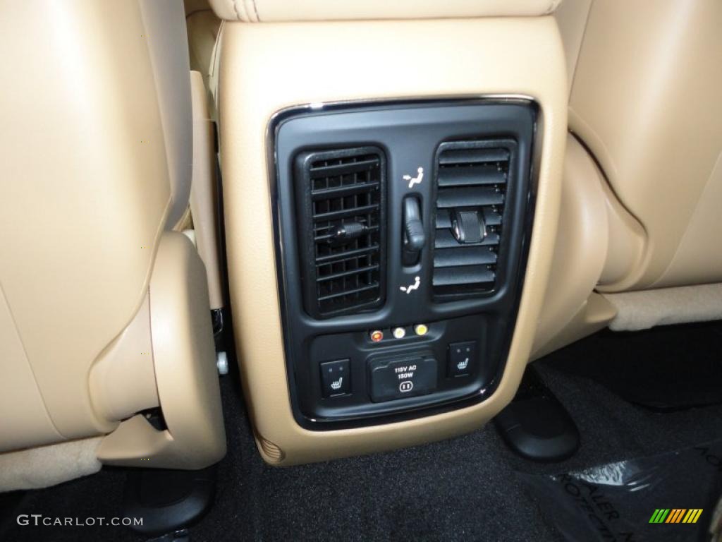 2011 Dodge Durango Citadel 4x4 Controls Photo #42951787