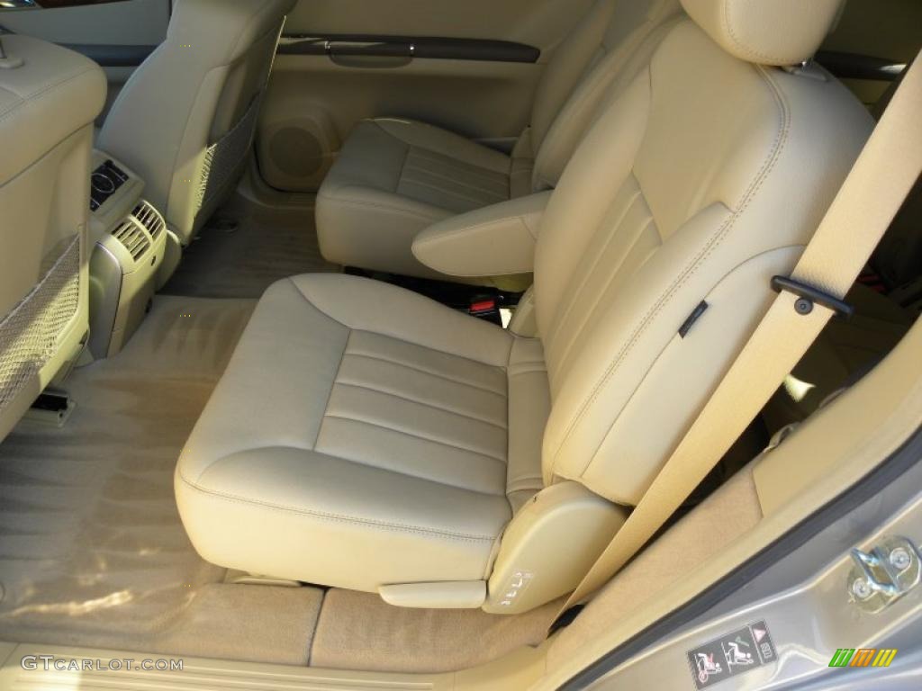 Macadamia Interior 2007 Mercedes-Benz R 320 CDI 4Matic Photo #42951799