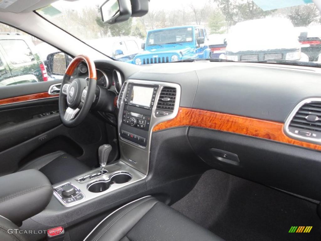 2011 Jeep Grand Cherokee Overland 4x4 Black Dashboard Photo #42952451