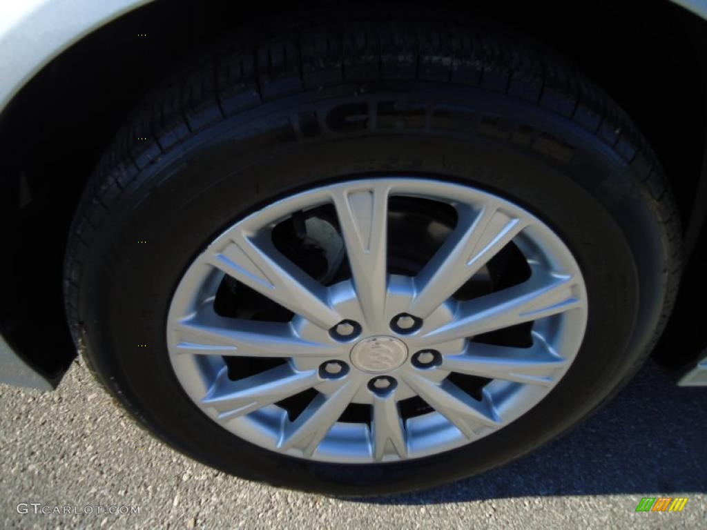 2010 Buick Lucerne CXL Wheel Photo #42954531