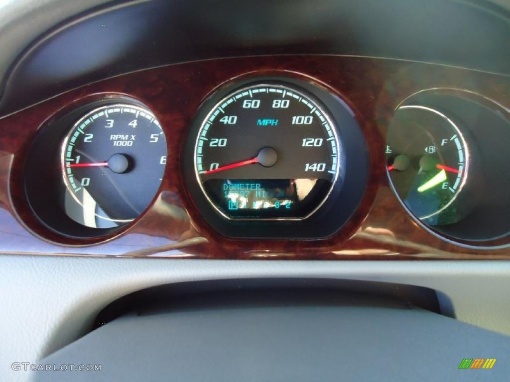 2010 Buick Lucerne CXL Gauges Photo #42954639