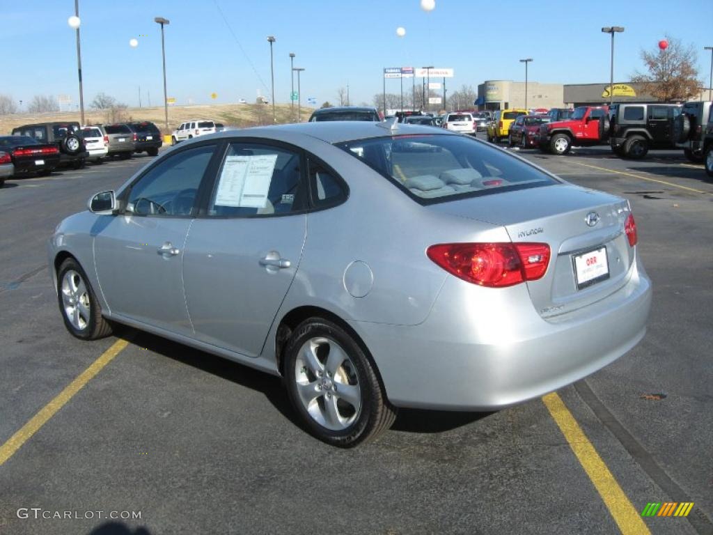 2009 Elantra SE Sedan - Quicksilver / Gray photo #7