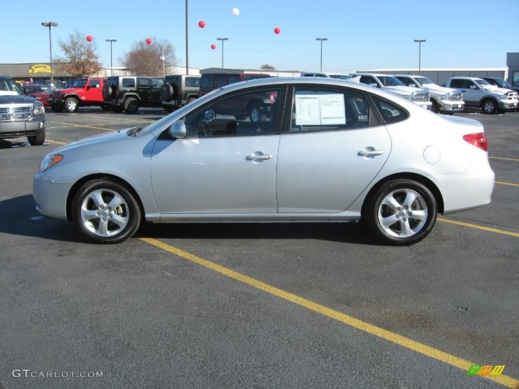 2009 Elantra SE Sedan - Quicksilver / Gray photo #8