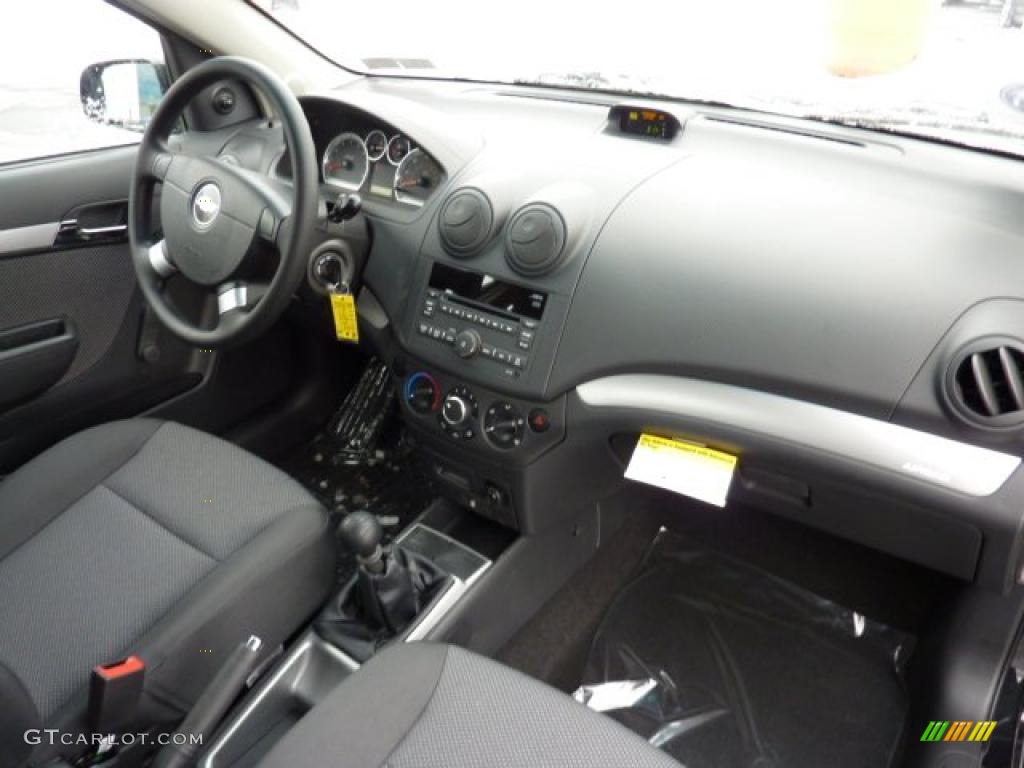 2011 Chevrolet Aveo LT Sedan Charcoal Dashboard Photo #42960363