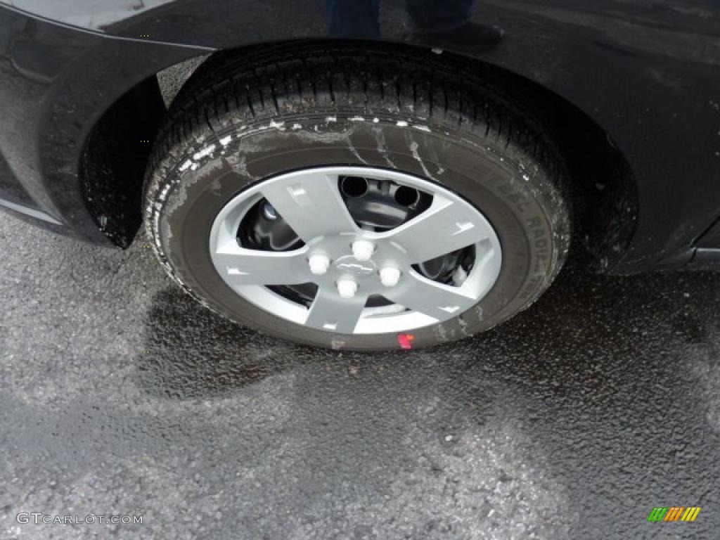 2011 Chevrolet Aveo LT Sedan Wheel Photo #42960427