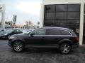 Phantom Black Pearl Effect - Q7 4.2 Premium quattro Photo No. 4