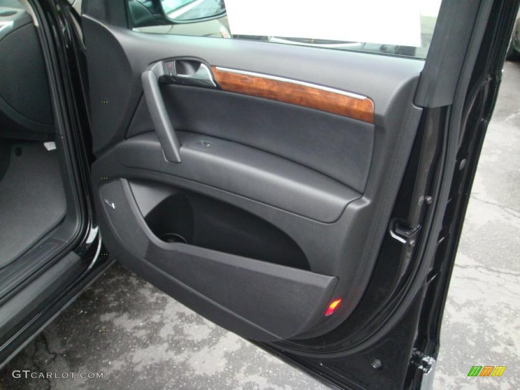 2008 Audi Q7 4.2 Premium quattro Black Door Panel Photo #42961463