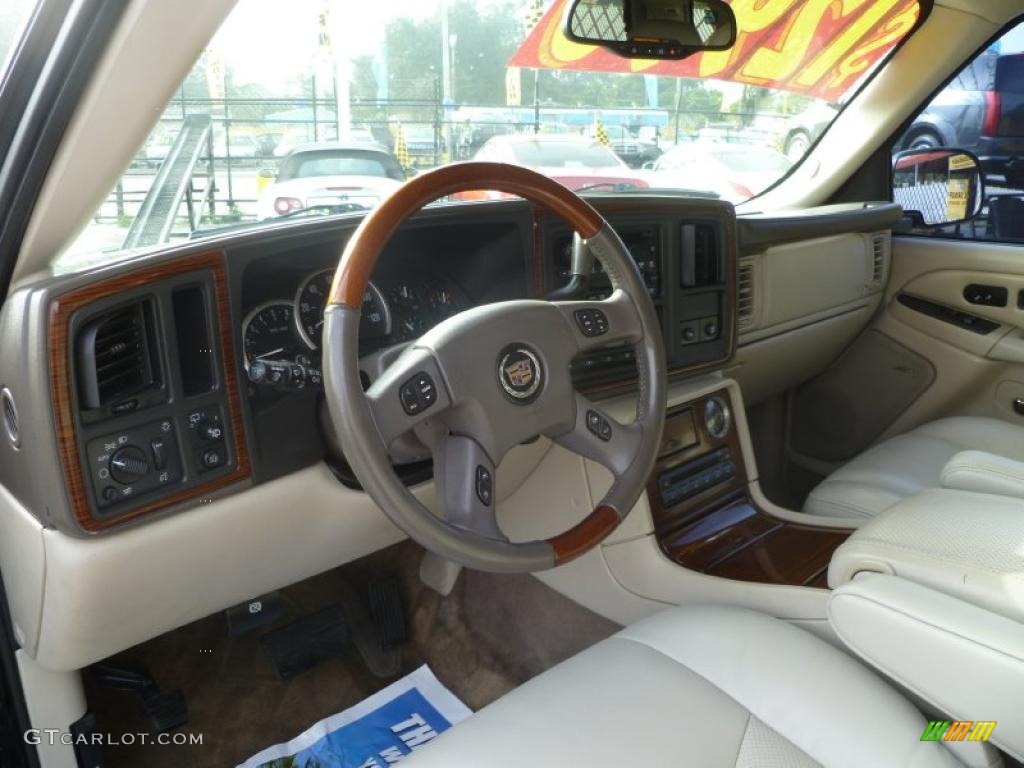 Shale Interior 2004 Cadillac Escalade Standard Escalade Model Photo #42962387