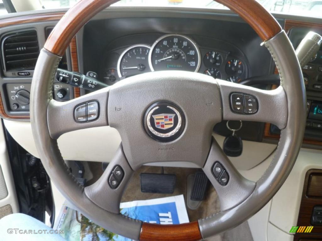 2004 Cadillac Escalade Standard Escalade Model Shale Steering Wheel Photo #42962571