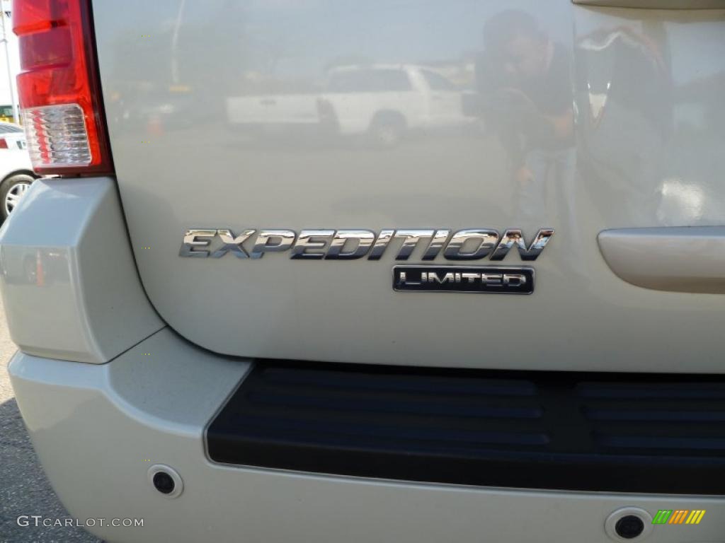 2006 Ford Expedition Limited Marks and Logos Photo #42962691