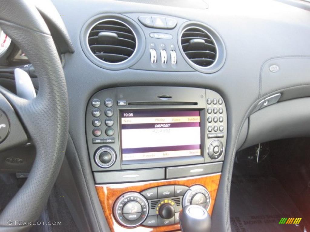 2009 Mercedes-Benz SL 63 AMG Roadster Controls Photo #42964051