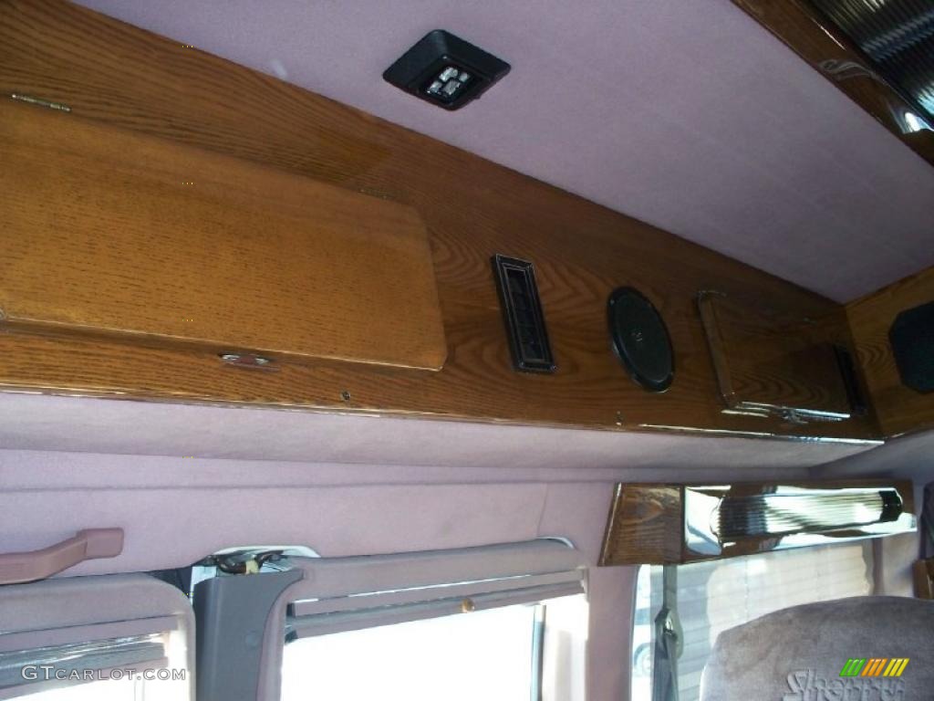 1996 Ram Van 2500 Passenger Conversion - Stone White / Red photo #22