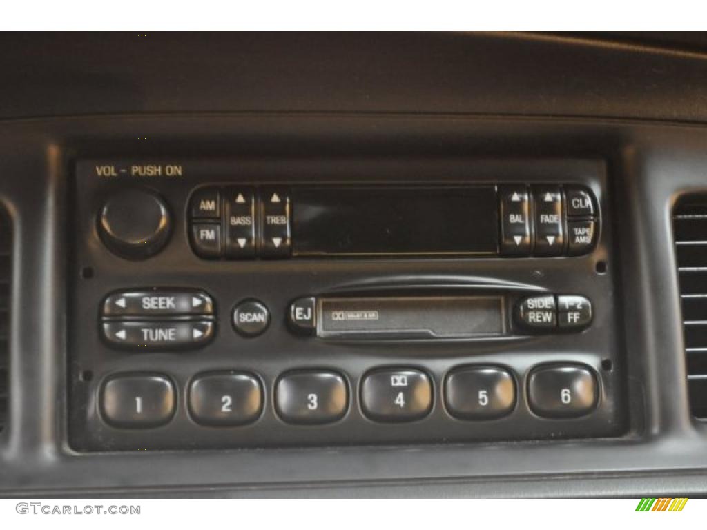 2005 Crown Victoria Police Interceptor - Dark Blue Pearl Metallic / Dark Charcoal photo #7