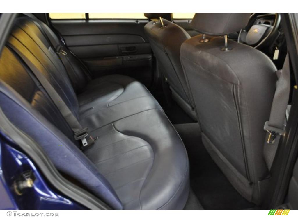 2005 Crown Victoria Police Interceptor - Dark Blue Pearl Metallic / Dark Charcoal photo #13