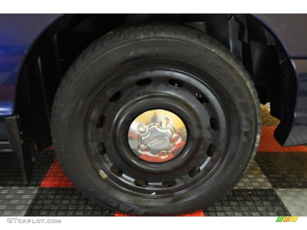 2005 Ford Crown Victoria Police Interceptor Wheel Photo #42969801