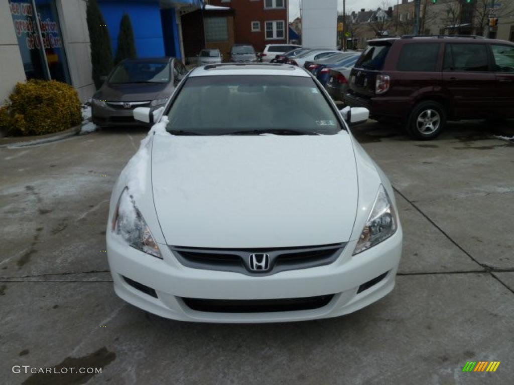 2007 Accord EX V6 Coupe - Taffeta White / Ivory photo #10