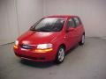 Victory Red - Aveo 5 Hatchback Photo No. 3