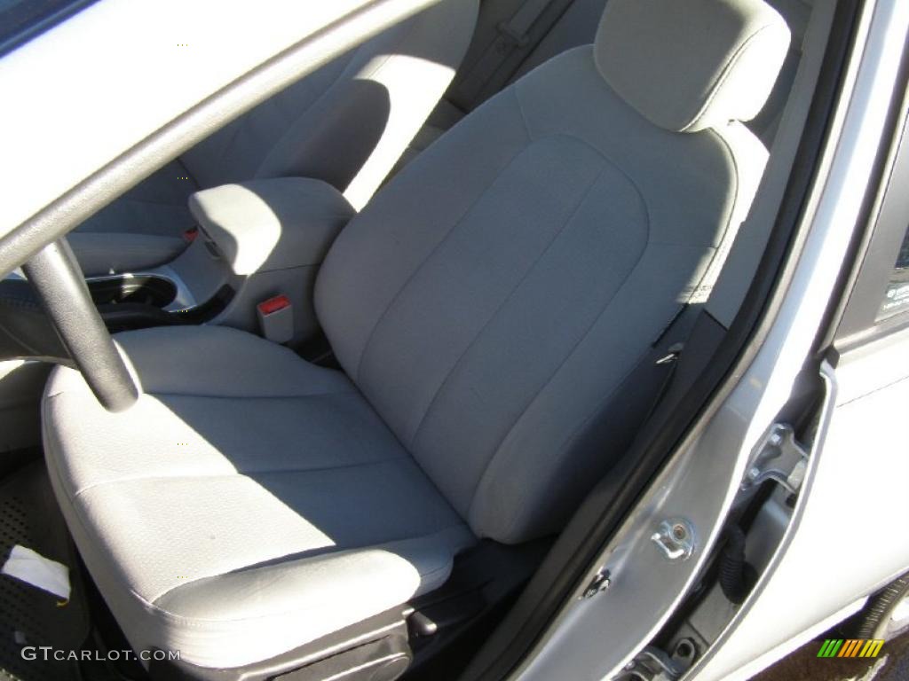 2008 Elantra SE Sedan - QuickSilver Metallic / Gray photo #11
