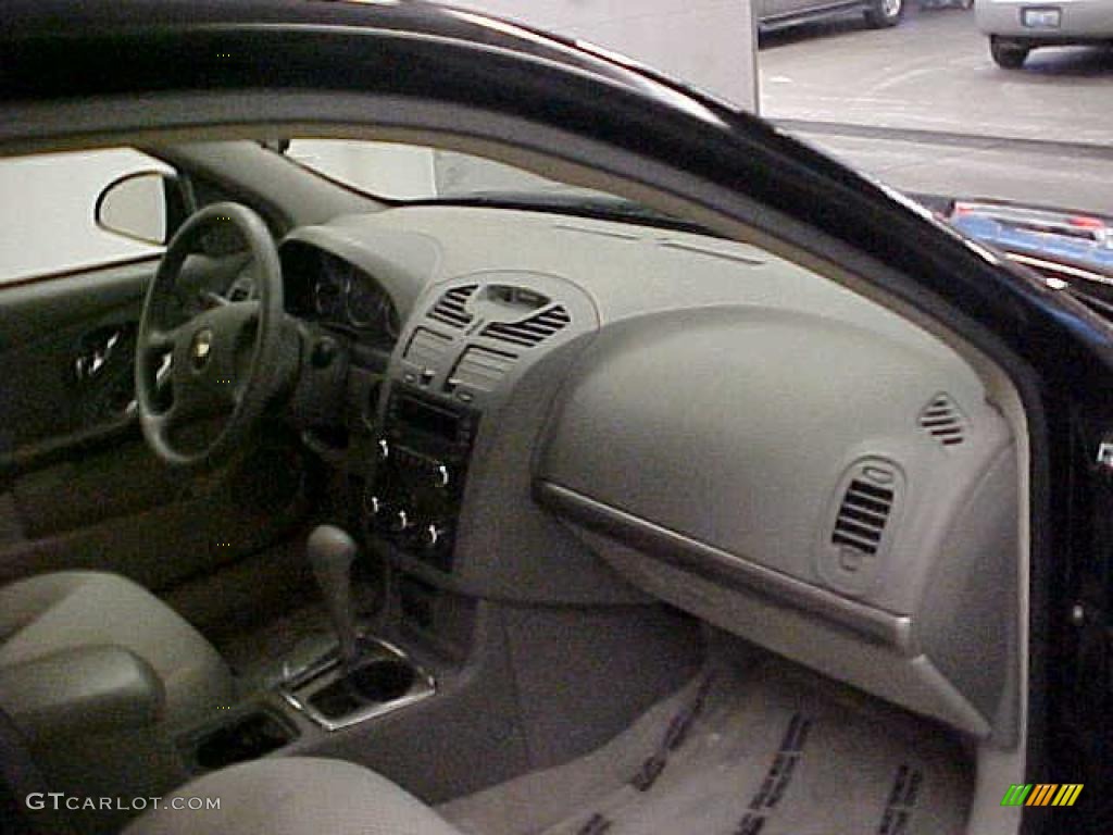 2007 Malibu LS Sedan - Black / Titanium Gray photo #7
