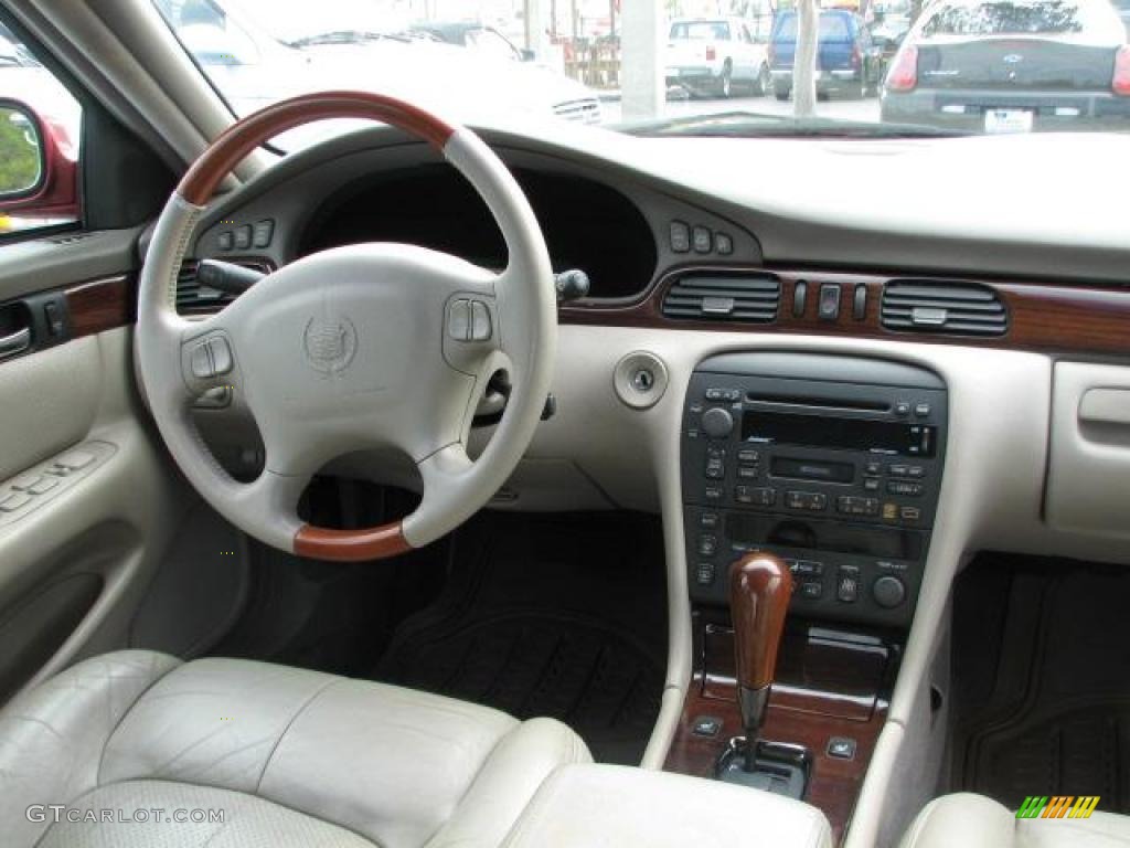 1999 Seville STS - Crimson Pearl / Pewter photo #19