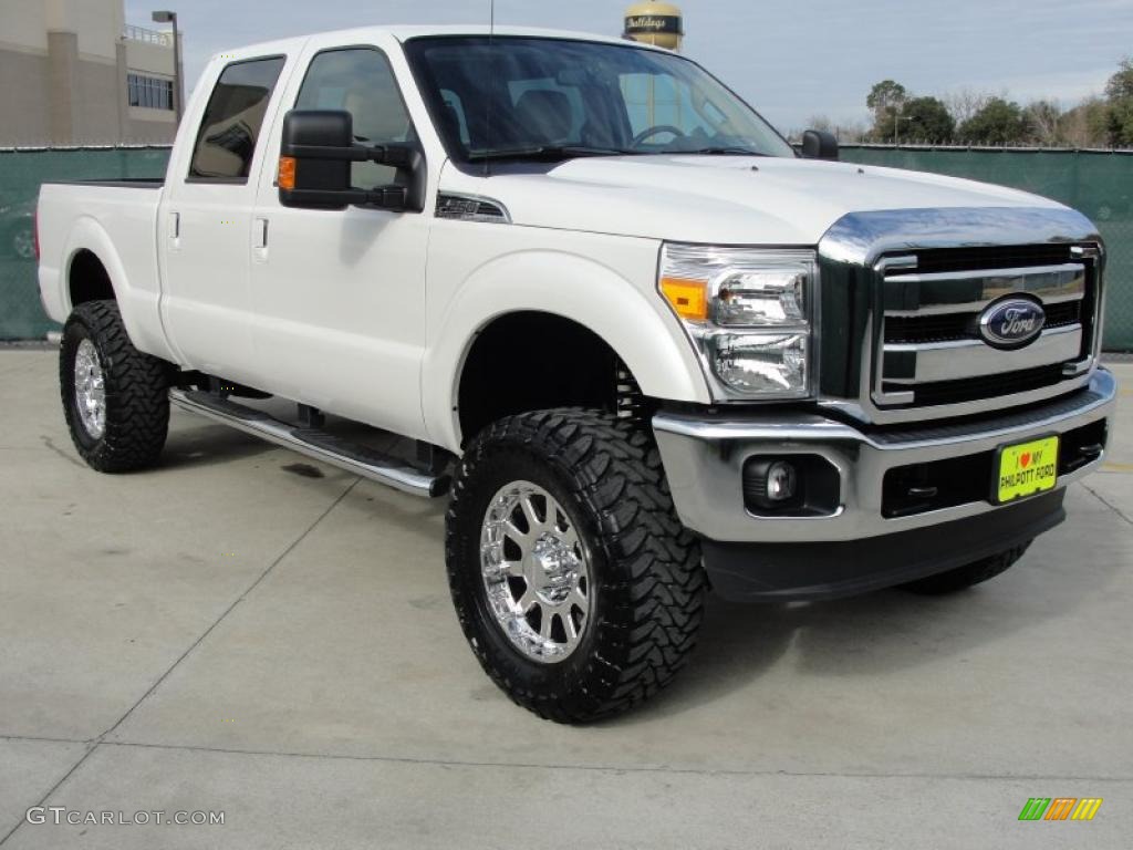White Platinum Metallic Tri-Coat 2011 Ford F250 Super Duty Lariat Crew Cab 4x4 Exterior Photo #42985573
