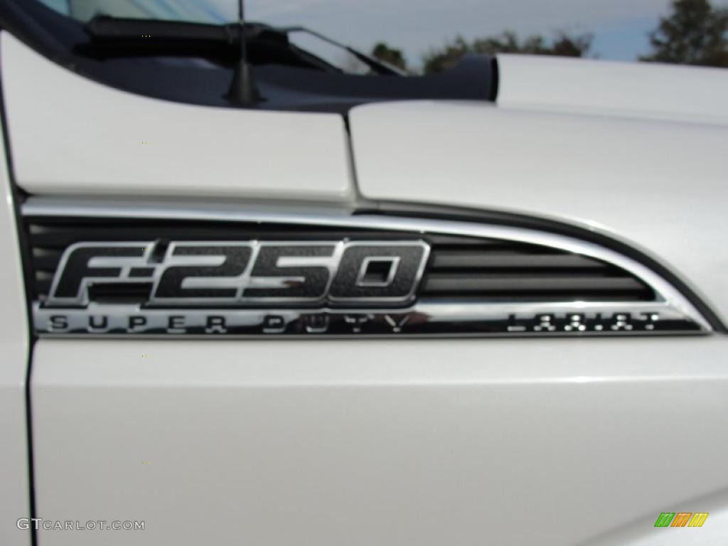 2011 Ford F250 Super Duty Lariat Crew Cab 4x4 Marks and Logos Photo #42985864