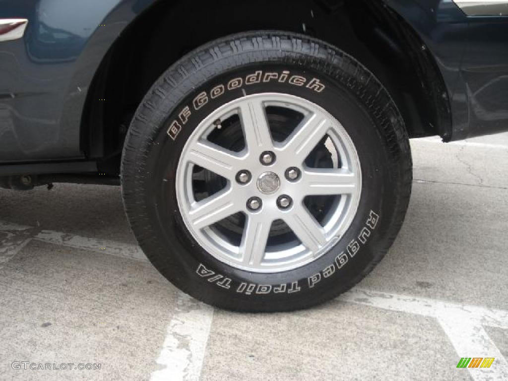 2007 Chrysler Aspen Limited 4WD Wheel Photo #42986560