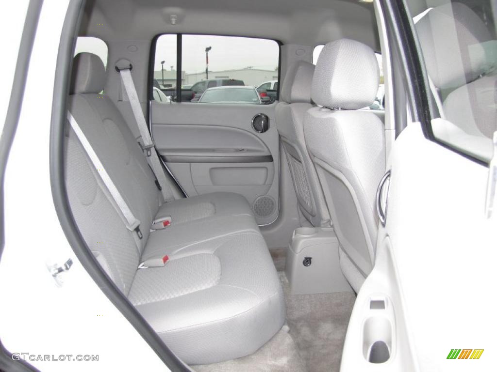 Gray Interior 2011 Chevrolet HHR LT Photo #42991507