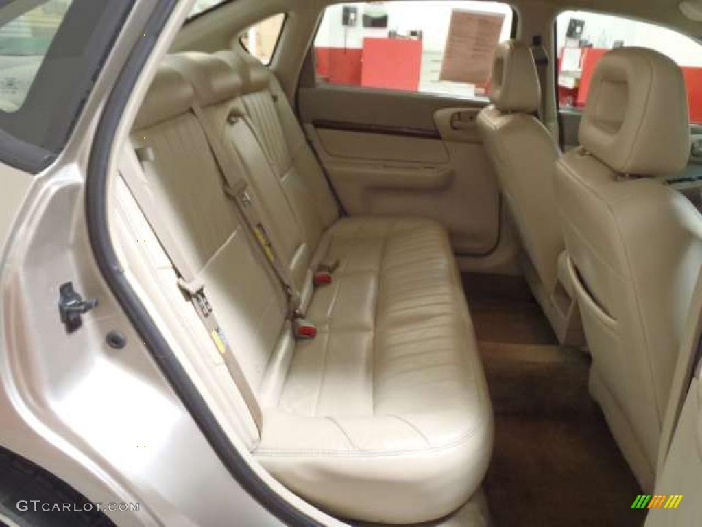 Neutral Beige Interior 2003 Chevrolet Impala LS Photo #42991747