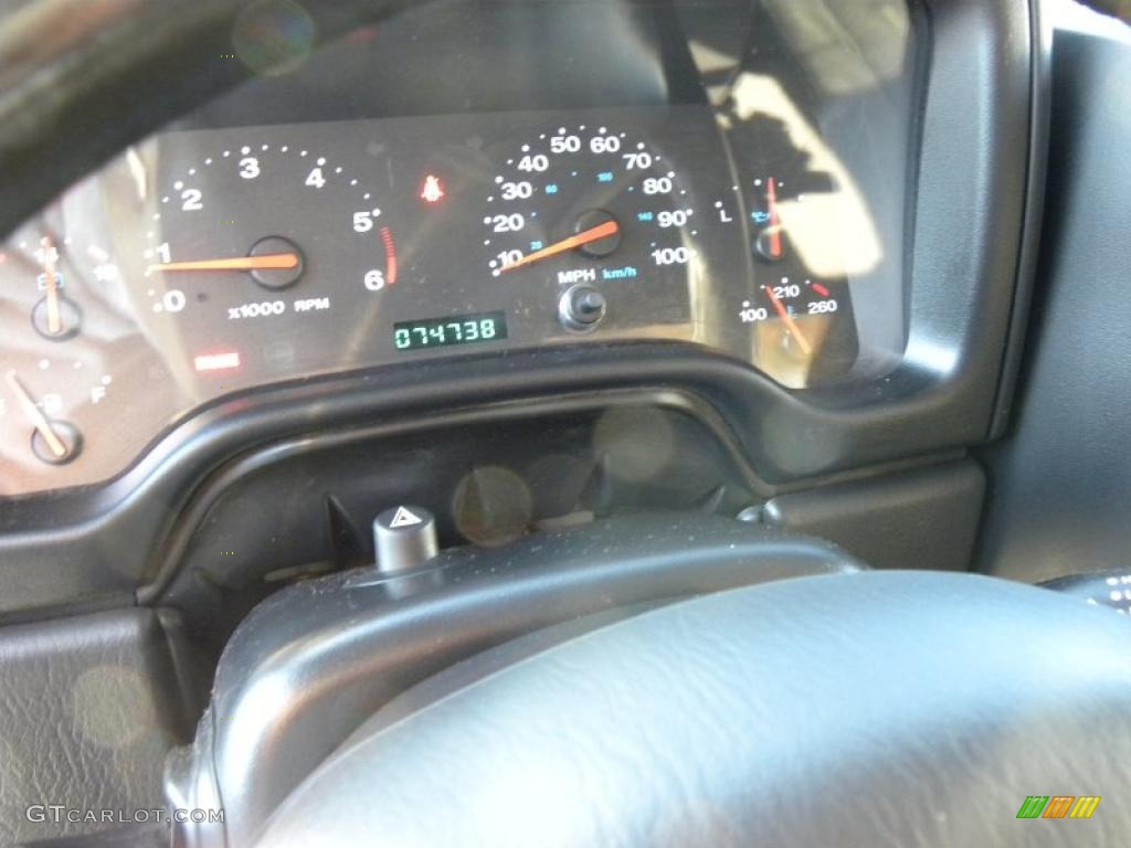 2004 Wrangler X 4x4 - Bright Silver Metallic / Dark Slate Gray photo #18