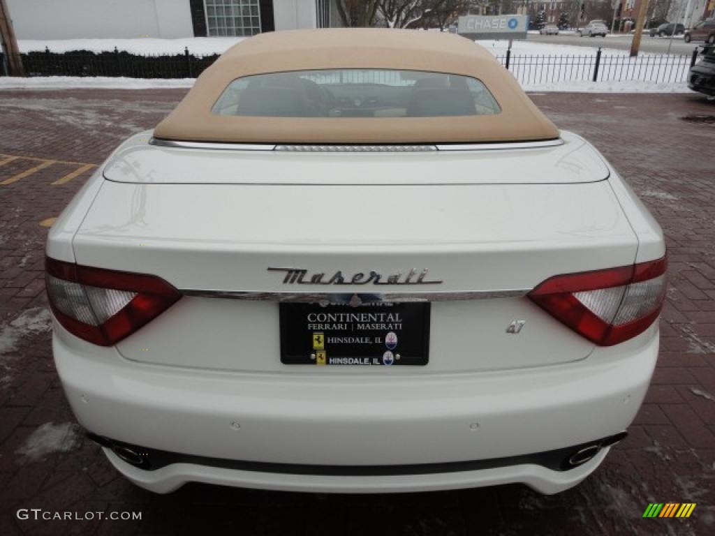 Bianco Eldorado (White) 2011 Maserati GranTurismo Convertible GranCabrio Exterior Photo #42996531