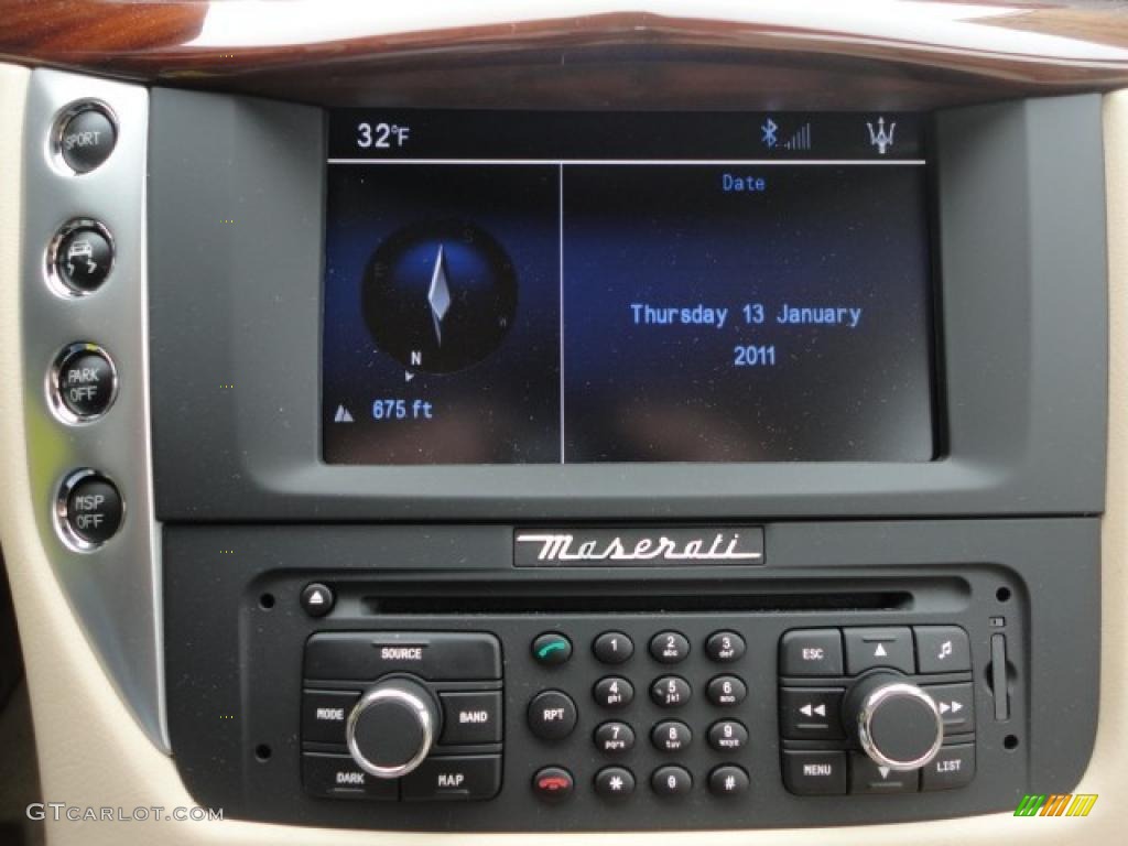 2011 Maserati GranTurismo Convertible GranCabrio Controls Photo #42996803