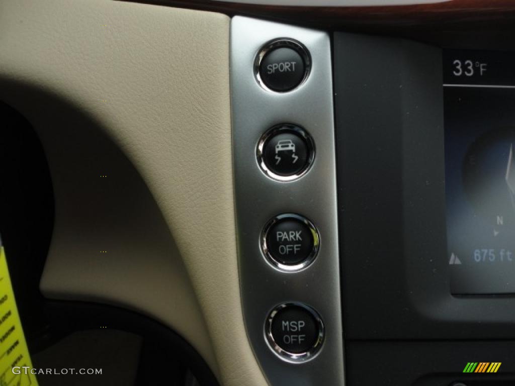 2011 Maserati GranTurismo Convertible GranCabrio Controls Photo #42996819