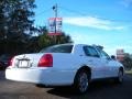2010 Vibrant White Lincoln Town Car Continental Edition  photo #5