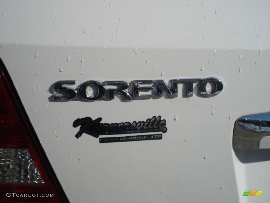 2007 Sorento LX 4WD - White / Beige photo #33
