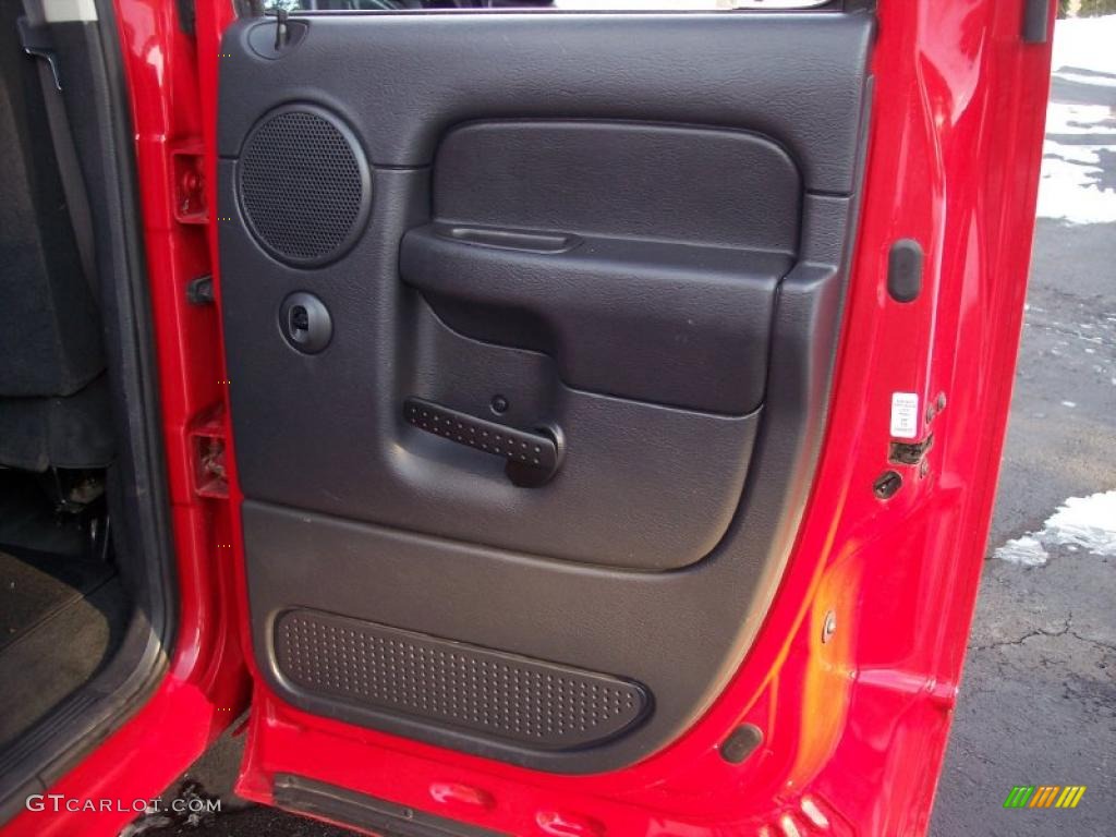 2002 Ram 1500 Sport Quad Cab 4x4 - Flame Red / Dark Slate Gray photo #49